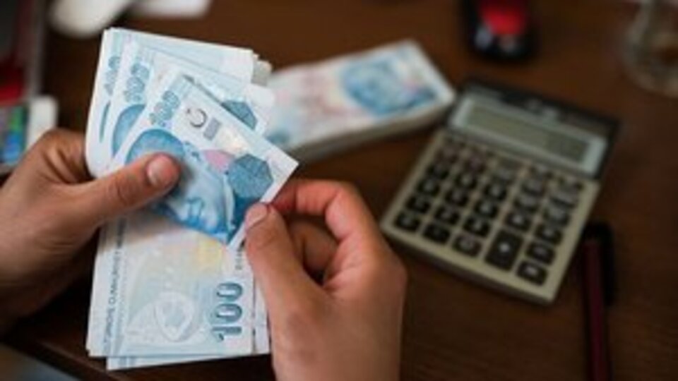 Asgari ücret 4 bin liranın üzerinde
