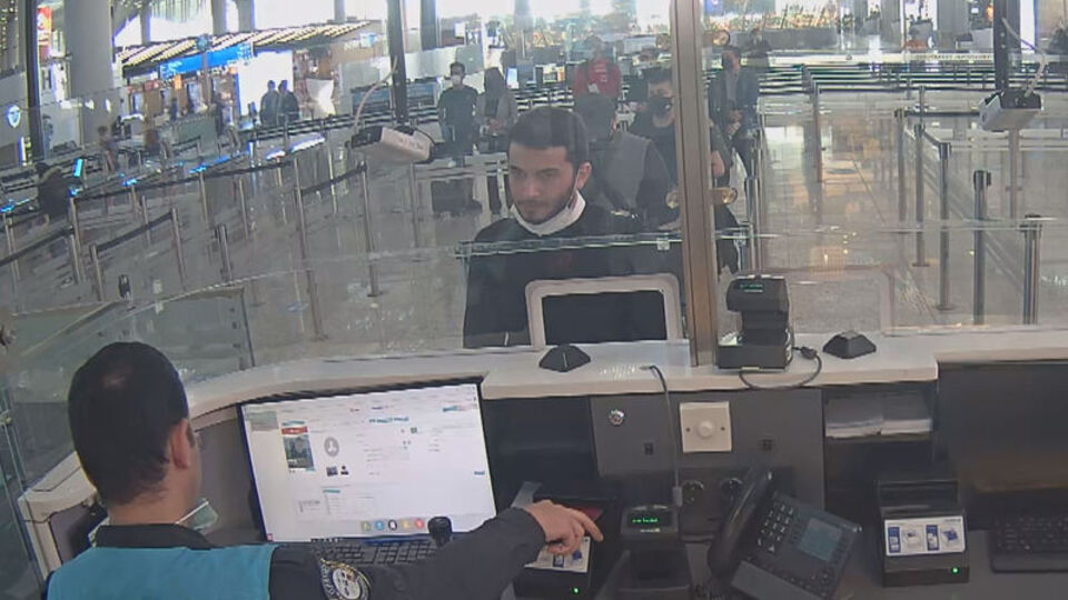 Mafyanın evlerinde kalıyor iddiası! 8 aydır iz yok!