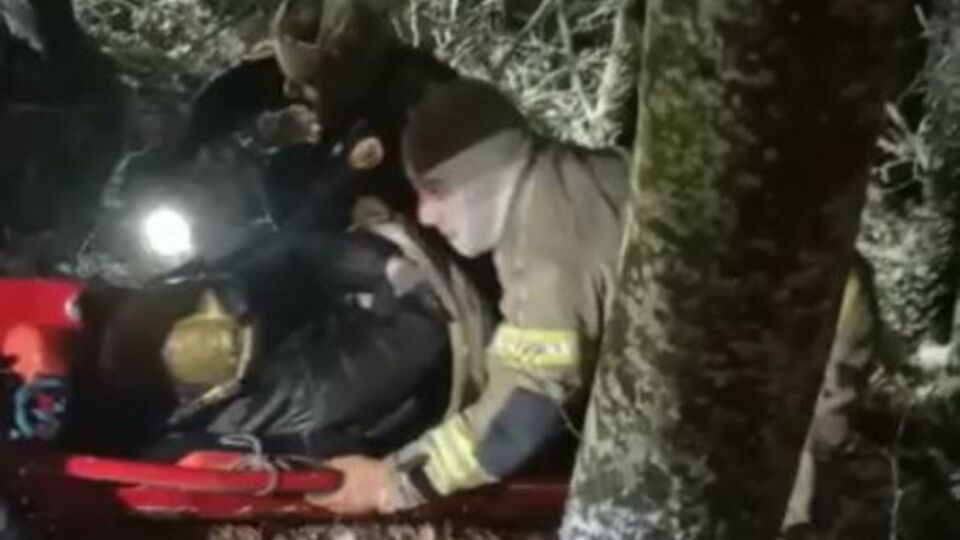 Kar sevinci yaşarken 200 metrelik uçuruma yuvarlandı!