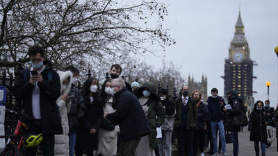 İngiltere'de vakaların rekor kırmasının ne etkileri olacak?