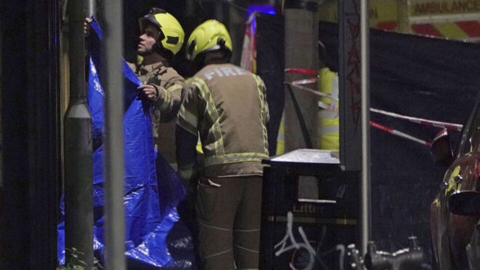 Londra'da yangın faciası: 4 çocuk öldü