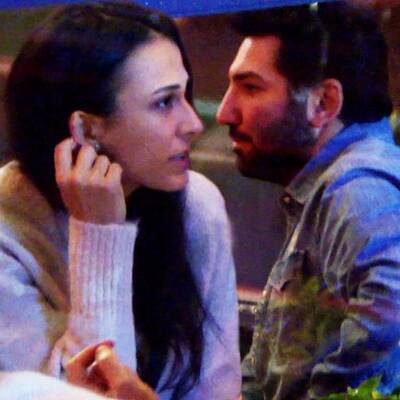 Aşıklar ortaya çıktı