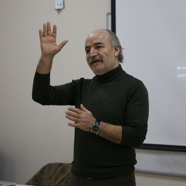 Küfürlü komedi filmlerini eleştirdi