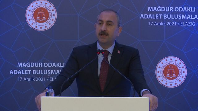 Bakan Gül: Bir devleti ayakta tutacak olan yegane şey...