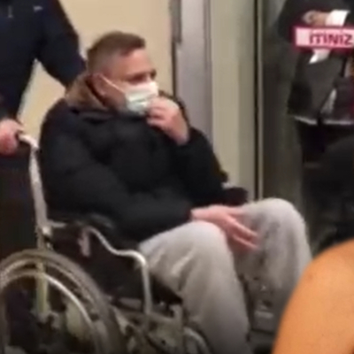 Mehmet Ali Erbil tekerlekli sandalye ile adliyede!