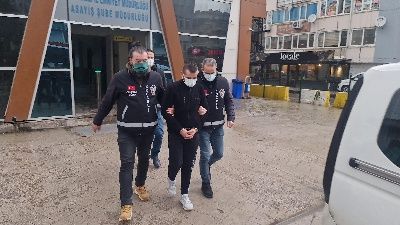 Tartıştığı eski sevgilisini başından vurdu!