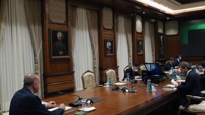 Cumhurbaşkanı Erdoğan'dan Elon Musk'a sürpriz hediye