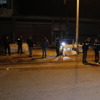 Adana'da aile üyelerine silahlı saldırı: 1'i ağır 4 yaralı