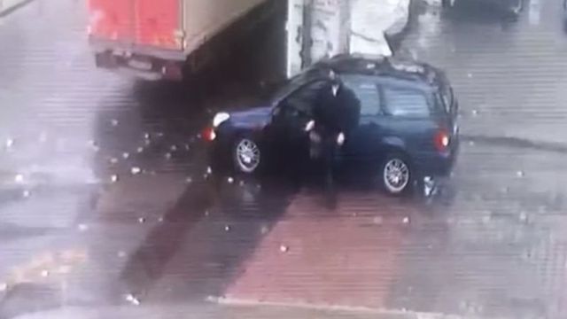 Babası haberlerde gördüğü oğlunu yakalattı