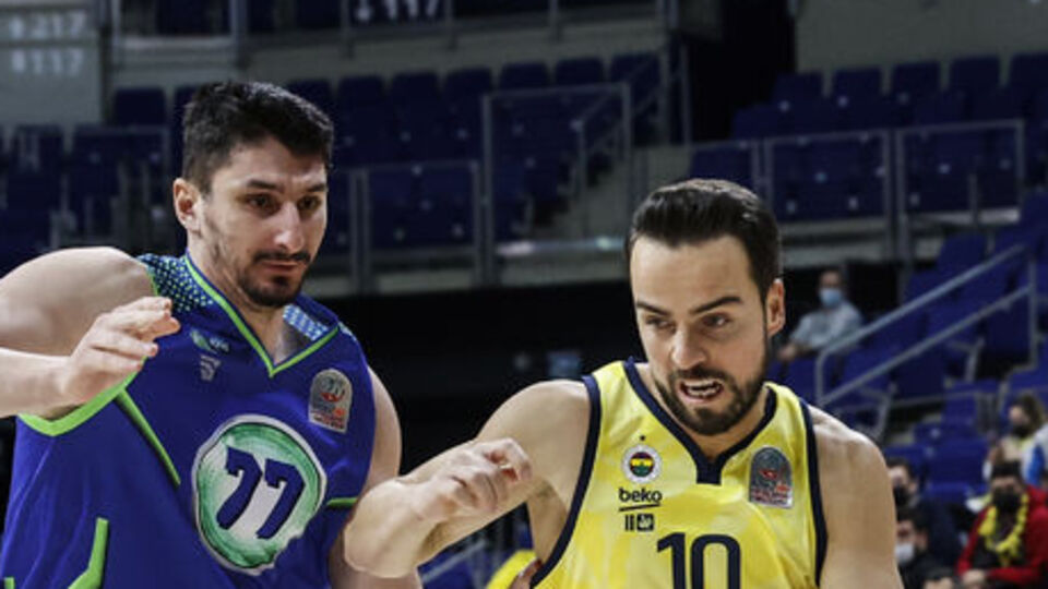 Fenerbahçe Beko evinde galip!