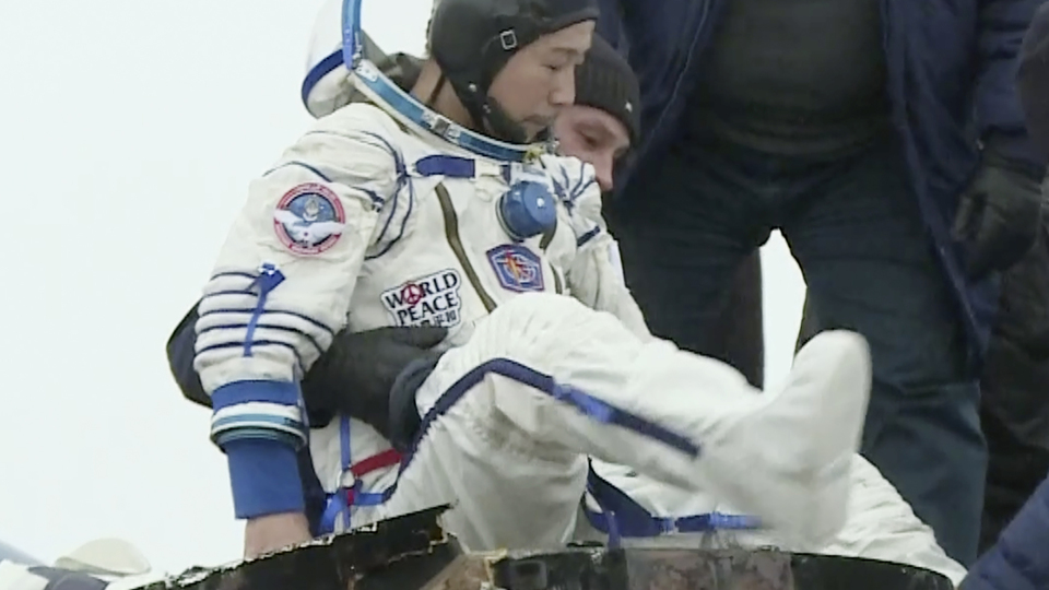 12 günlük uzay yolculuğu tamamlandı!