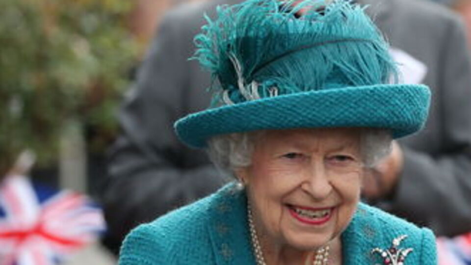 Kraliçe Elizabeth Noel planını iptal etti