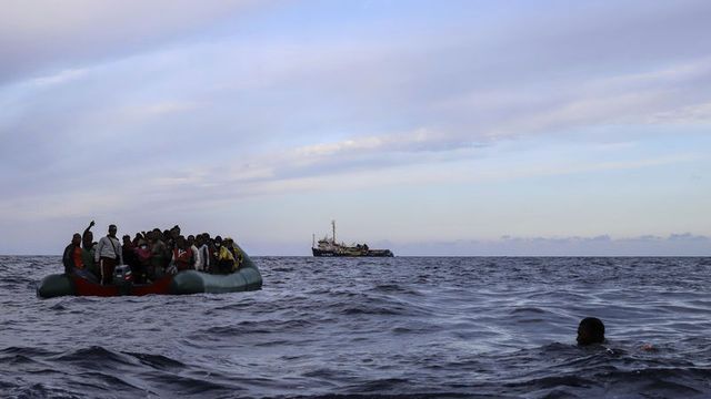 Yunanistan'da mülteci botu battı: Onlarca kişi kayıp