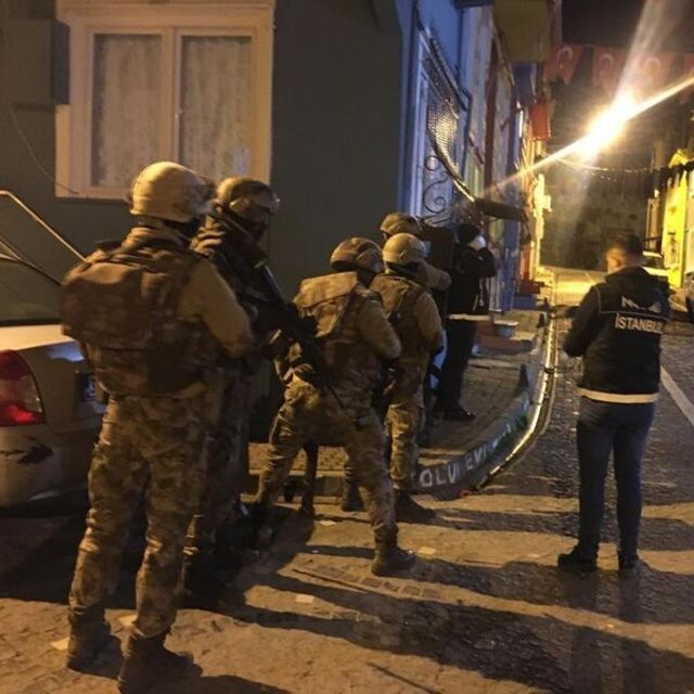 İstanbul'da şafak vakti uyuşturucu operasyonu