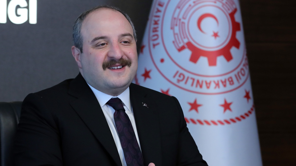 'Temel önceliğimiz kurda ve fiyatlarda istikrar'