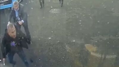 Hızlı gitmeyen şoförü bıçakladı!