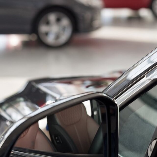 Dövizdeki düşüş otomobile yansıdı!