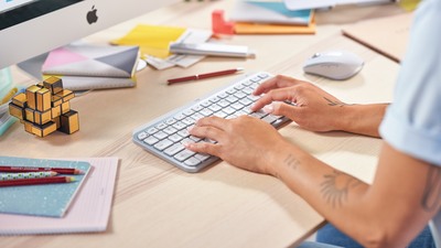 Mini klavyesine 3 özel tuş ekledi