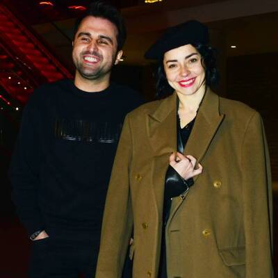 Yeni sevgilisiyle görüntülendi: Mutluyuz!