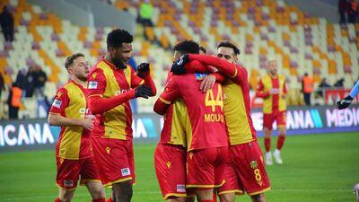 Kayserispor 90+'da puana uzandı