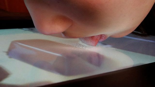 Japon profesör 'yalanabilir' ekran geliştirdi