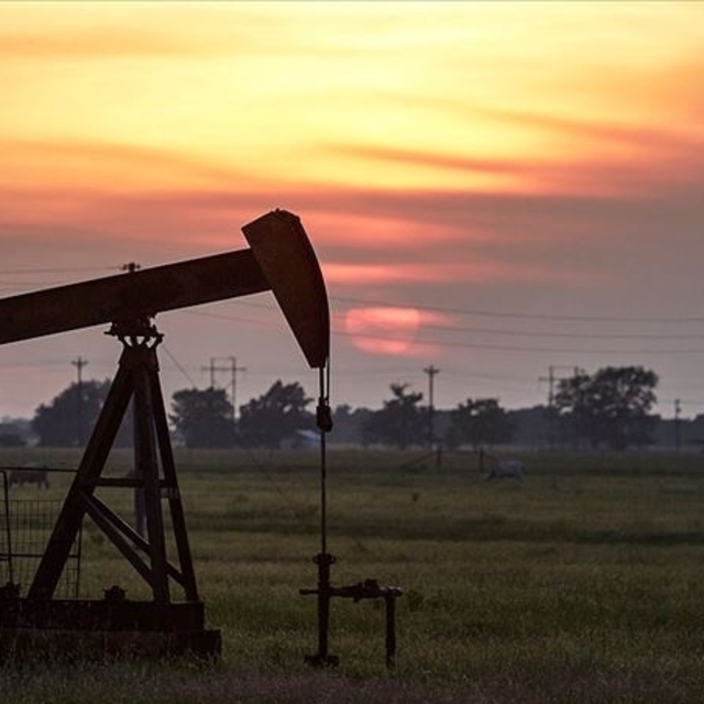 ABD'nin ham petrol stokları azaldı