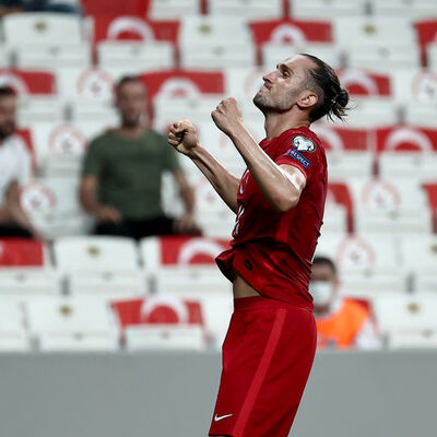 Yusuf Yazıcı sürprizi!