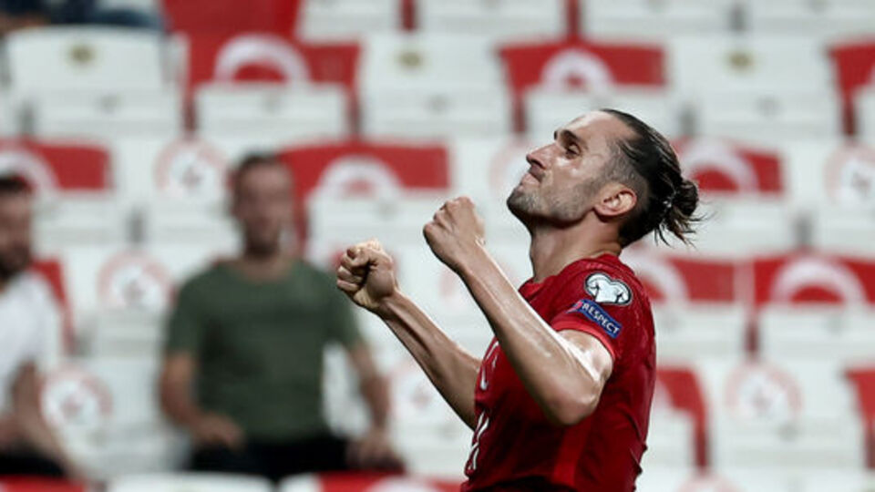 Yusuf Yazıcı sürprizi!