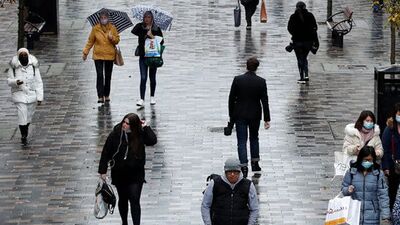 Omicron etkisi: Londra'da yaya trafiği azaldı