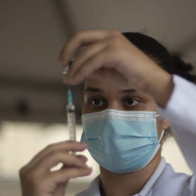 '3'üncü ve 4'üncü dozda yan etki biraz daha fazla'