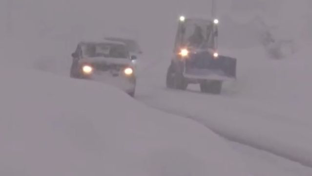 Japonya'da şiddetli kar yağışı