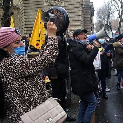 Paris'te protesto: Macron mutasyonu çok tehlikeli