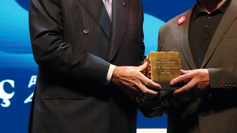 Ödüller sahiplerine takdim edildi