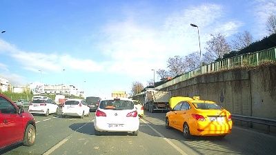 Akılalmaz olay! Yoluna böyle devam etti