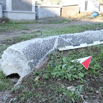 Büyük bölümü toprağın altınaydı... Vatandaşlar buldu