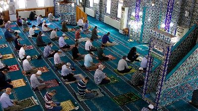 31 Aralık il il Cuma saati