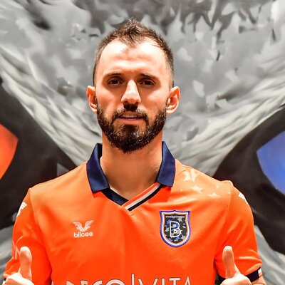 Başakşehir transferi açıkladı!