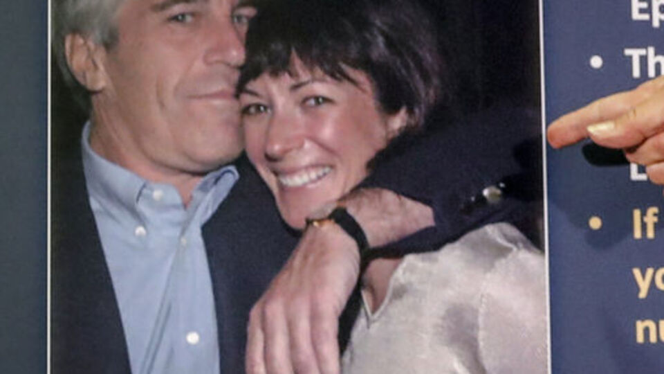 Ghislaine Maxwell, ABD'deki seks ticareti davasında suçlu bulundu