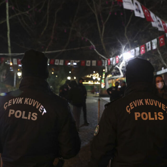 340 bin 351 personel 55 bin 466 ekip görev başında