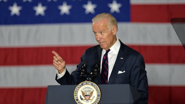 Biden'dan Putin'e Ukrayna konusunda yaptırım uyarısı