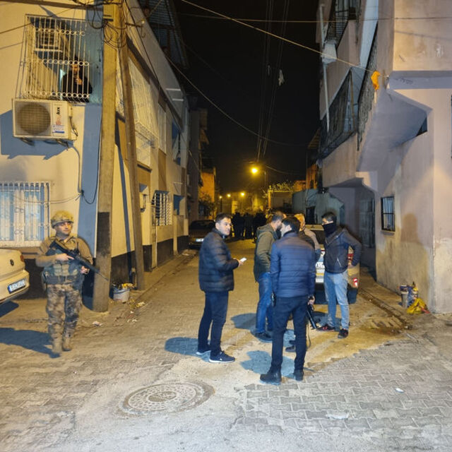 Silahlı kavgaya müdahale eden polis vuruldu