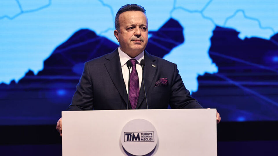 İhracat 2021'de rekor kırdı