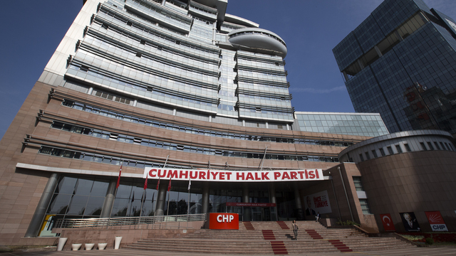CHP'den Tanju Özcan ve Alim Karaca kararı