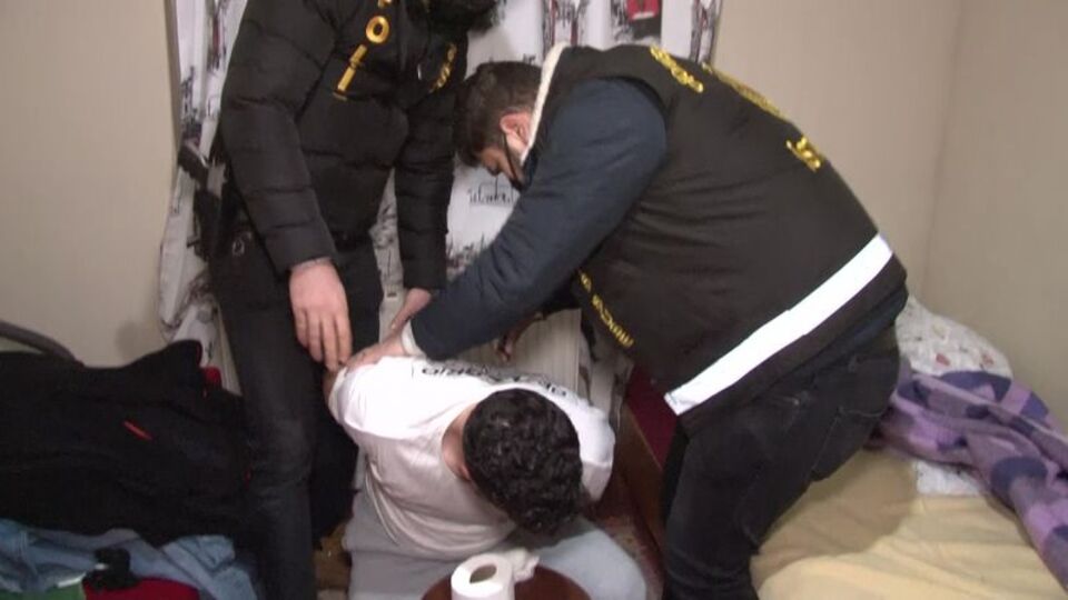 İstanbul'da 'çift teker' çetesine darbe!