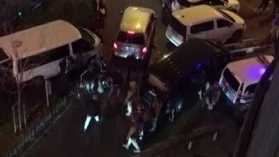 Kocasını bıçakladı kızını rehin aldı! Kadın cinneti!