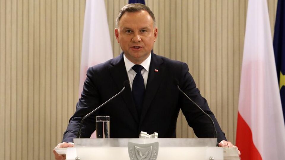 Polonya Cumhurbaşkanı koronavirüse yakalandı