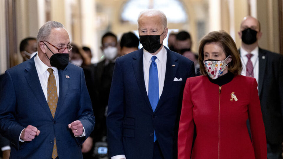 Kanlı kongre baskınının yıl dönümünde Biden'dan mesaj