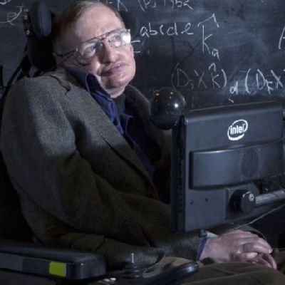 Google'dan Stephen Hawking sürprizi