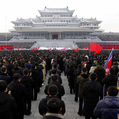 Kuzey Kore'de Kim Jong-un'dan flaş ordu kararı