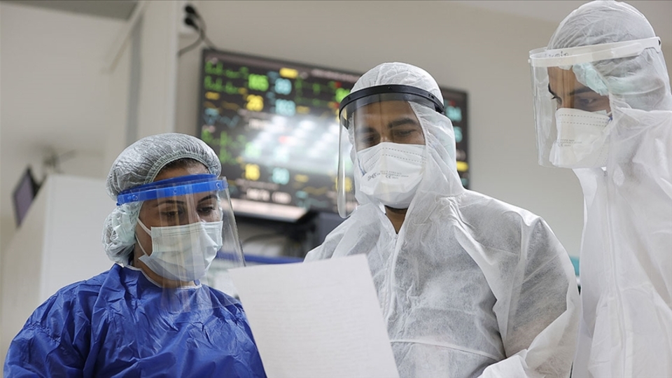 Koronavirüste yeni vaka sayısı açıklandı